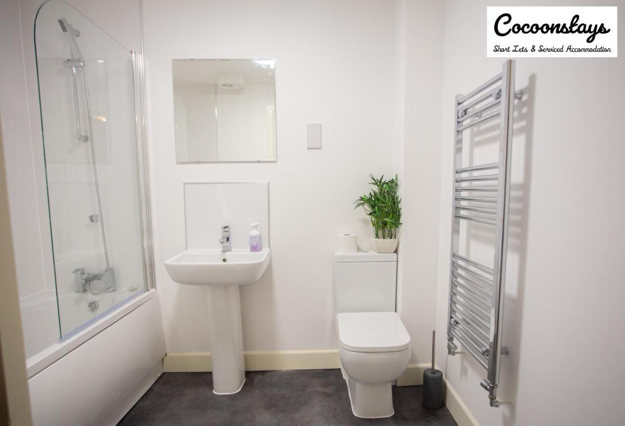 Cocooonstays Short Lets & Accommodation Slough Zewnętrze zdjęcie